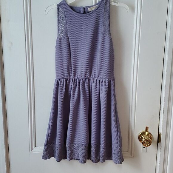 Rewind Dresses & Skirts - Cute sleeveless dress 